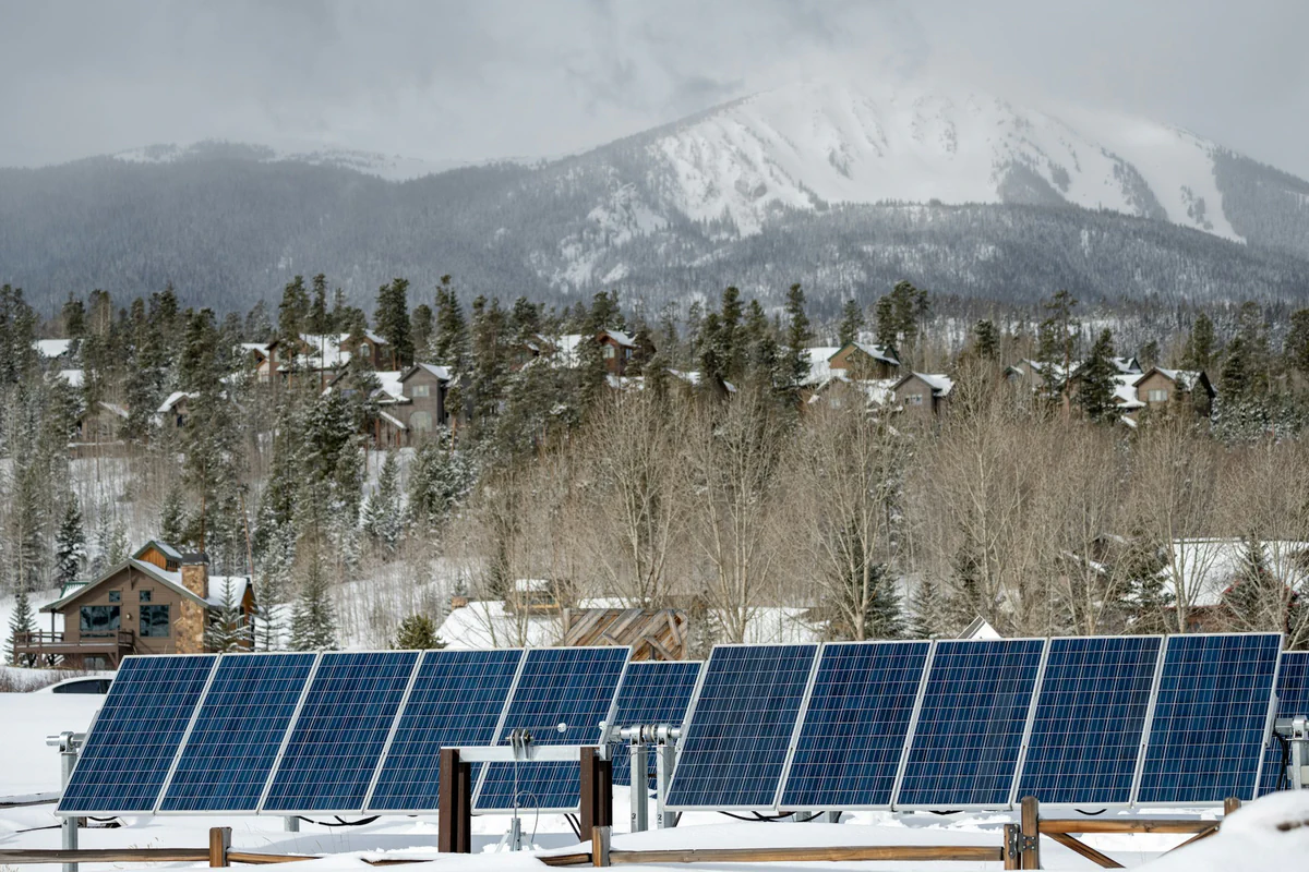 Développement de projet ACC bureau d'étude photovoltaïque au sol toiture autoconsommation collective